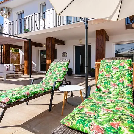 Nisperos Algarrobo Costa