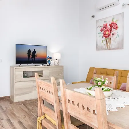Nisperos Holiday home