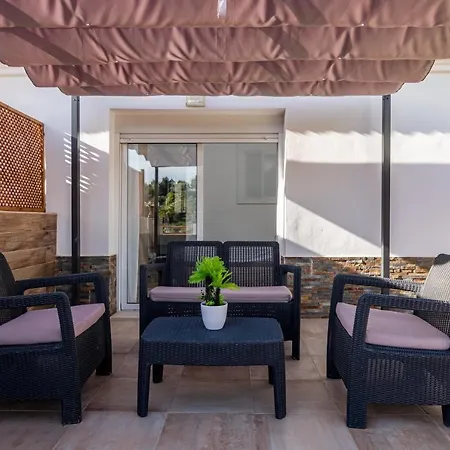 Nisperos Holiday home