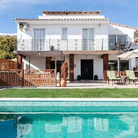 Nisperos Holiday home *